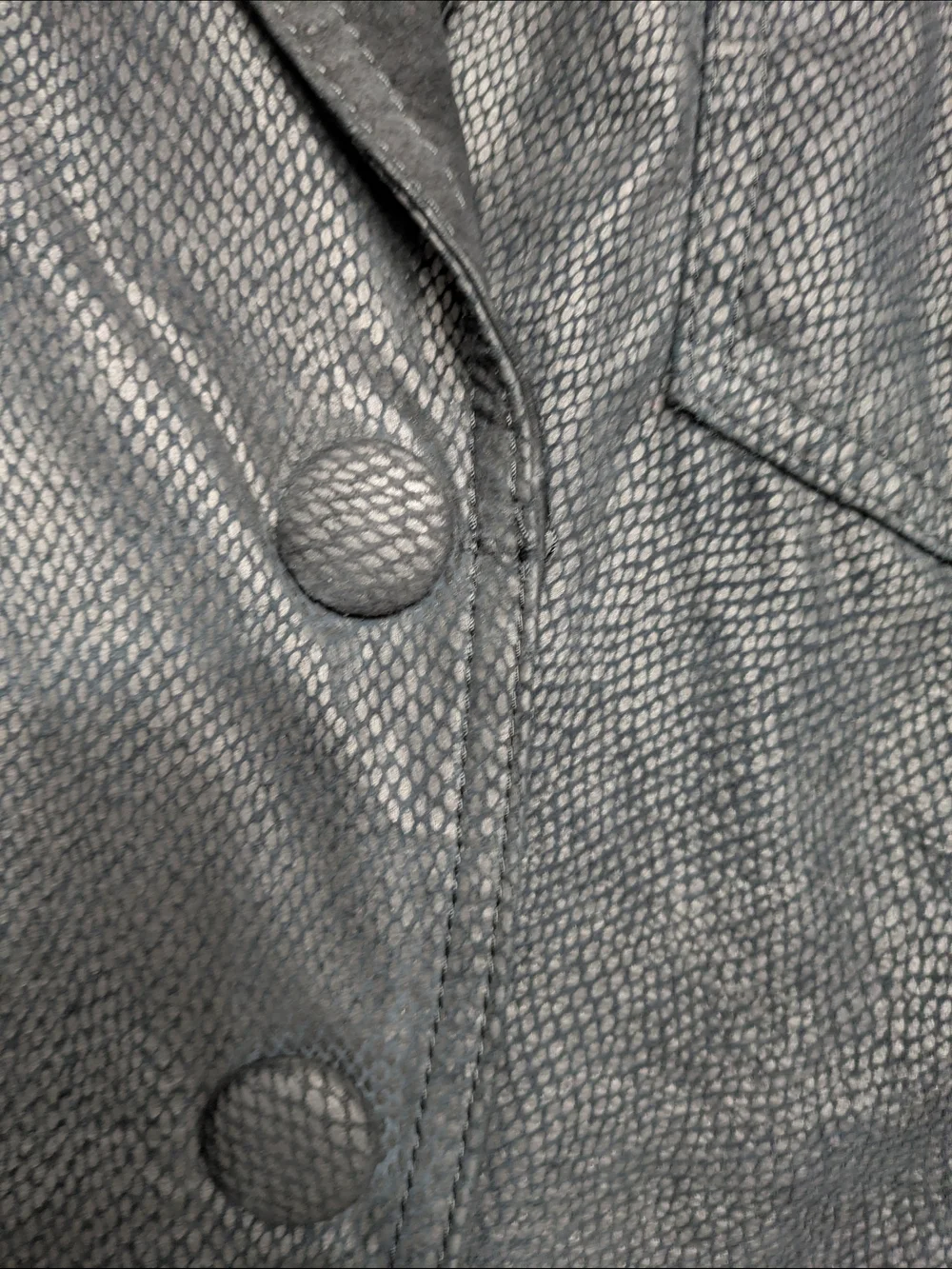Vintage Black Leather Cropped Jacket Womenβs L Fitted Waist Textured Button Fron - Picture 5 of 10